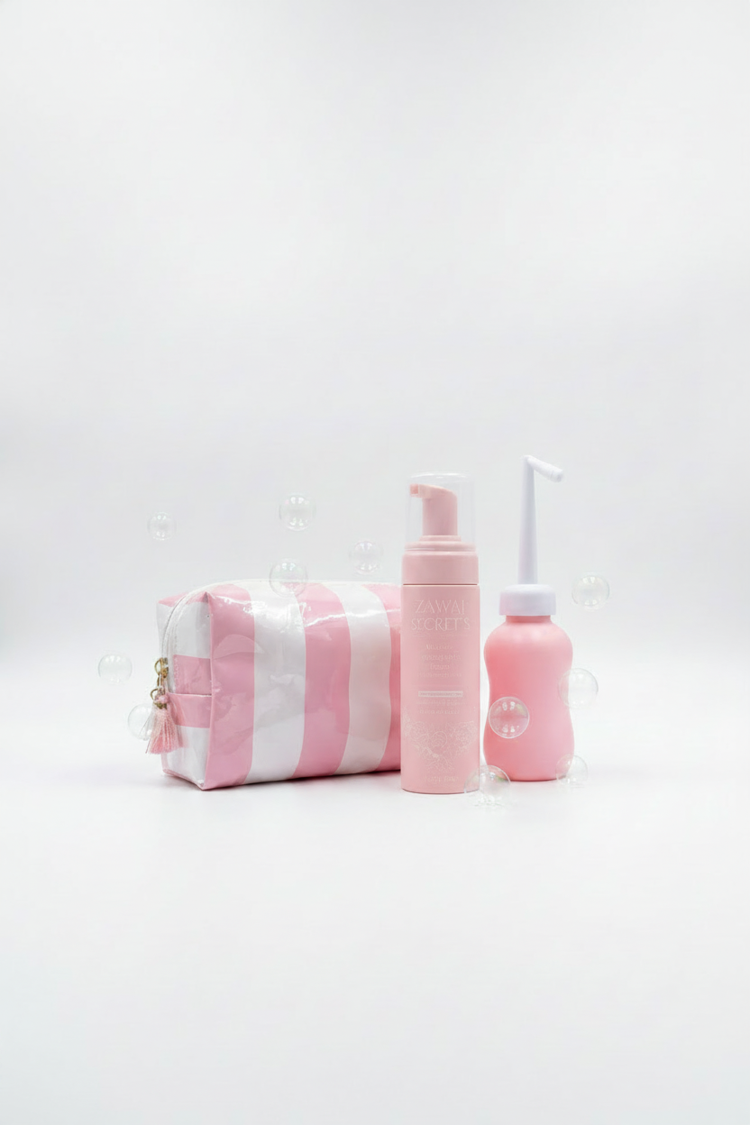 Trousse de toilette rose à rayures blanches, avec fermeture éclair et flacons roses