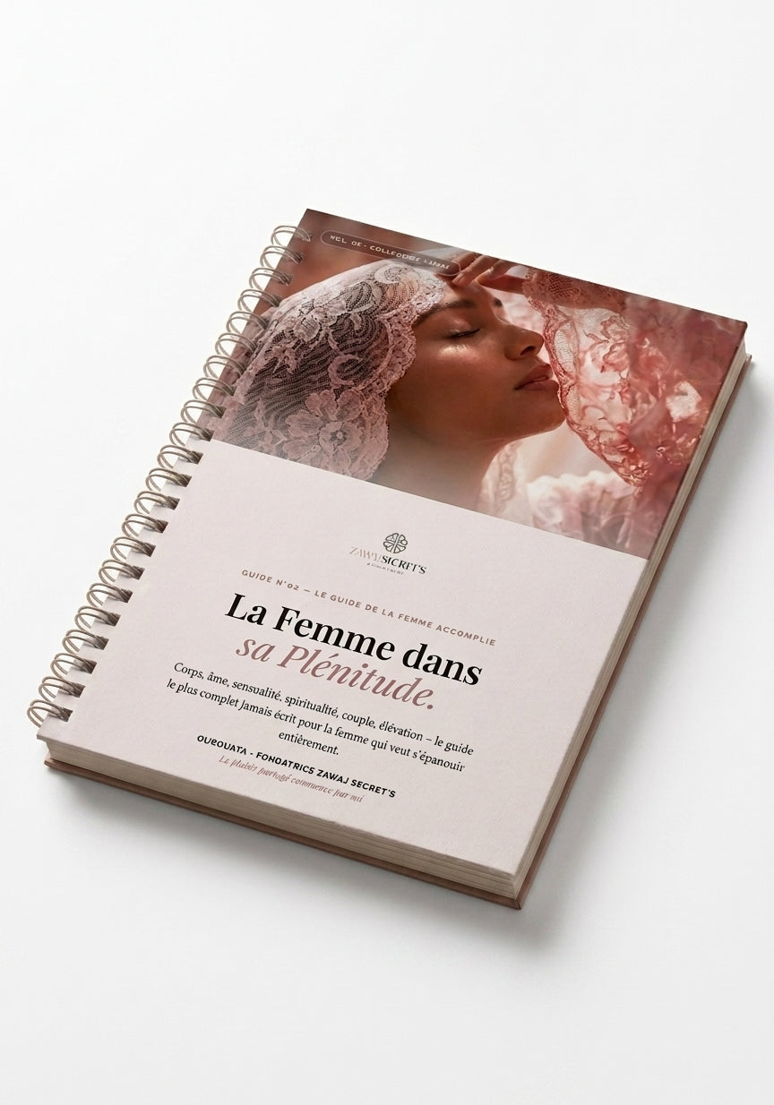 Livre en spirale couverture brun-rose, photo de femme, titre « La Femme dans sa Plénitude »